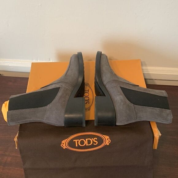 Tod’s trochetto suede leather boot size UE 35,5 or US 5,5 new in box - Picture 9 of 10